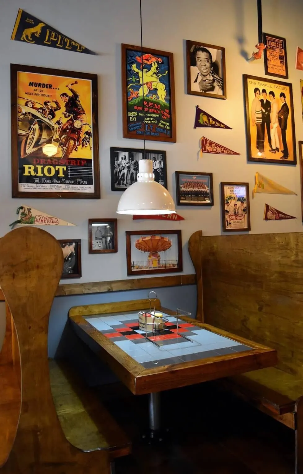 One of the booths inside Cappy's Tampa Palms